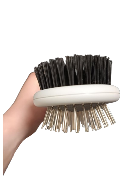 Brosse 2 en 1 avec un manche rubber - Mon ami Luki