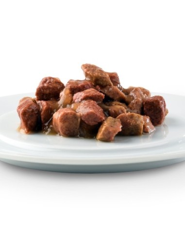 12 Repas Plaisir Care HAIRBALL CONTROL pour chat - Emincés au poisson en sauce